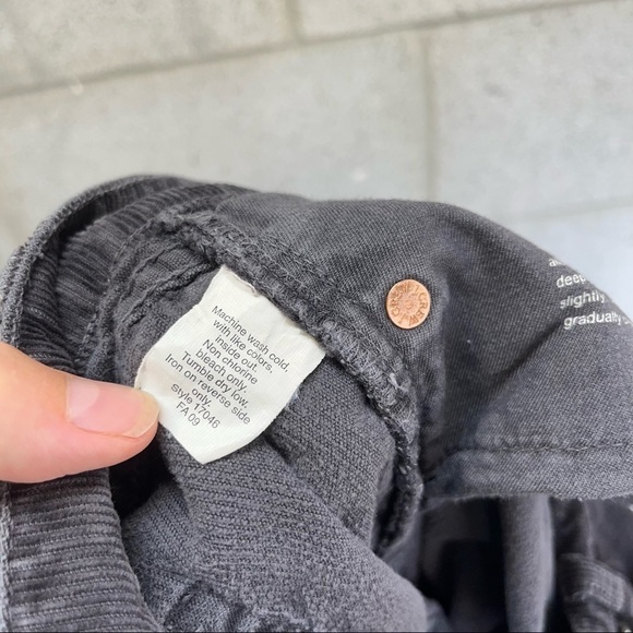 J. Crew Vintage Matchstick Skinny Leg Corduroy Pants - Picture 9 of 11